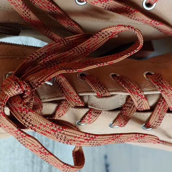 Vince Camuto Combat Boot - Picture 6 of 9